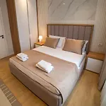 Sense Luxury アパートホテル