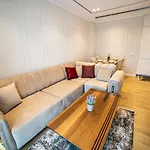 Sense Luxury アパートホテル 3*