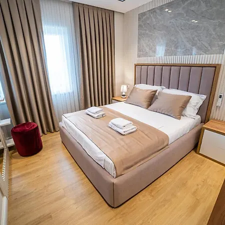Sense Luxury 3* Velipojë
