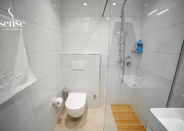 Sense Luxury 3* Velipojë