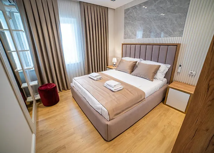 Sense Luxury 3* Velipojë