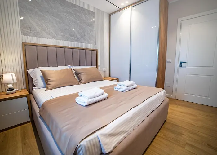 Sense Luxury Velipojë